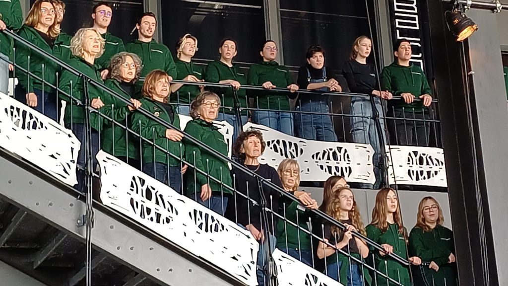 Atelier Sonore Halle en Voix - Halle de la machine - Décembre 2024 (1)