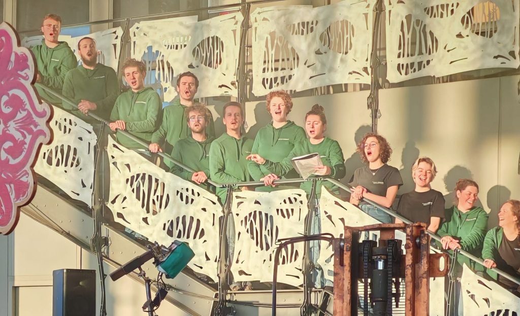 Atelier Sonore Halle en Voix - Halle de la machine - Décembre 2024 (1)